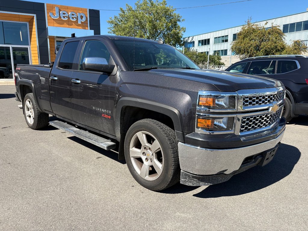 2015 Chevrolet Silverado 1500 in Pointe-Aux-Trembles, Quebec - 7 - w1024h768px