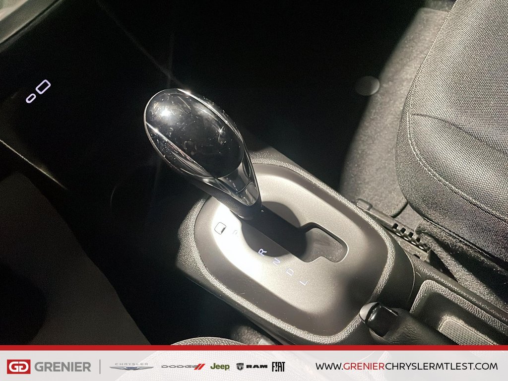Chevrolet Spark 1LT + AUTOMATIQUE + CARPLAY 2021 à Pointe-Aux-Trembles, Québec - 12 - w1024h768px