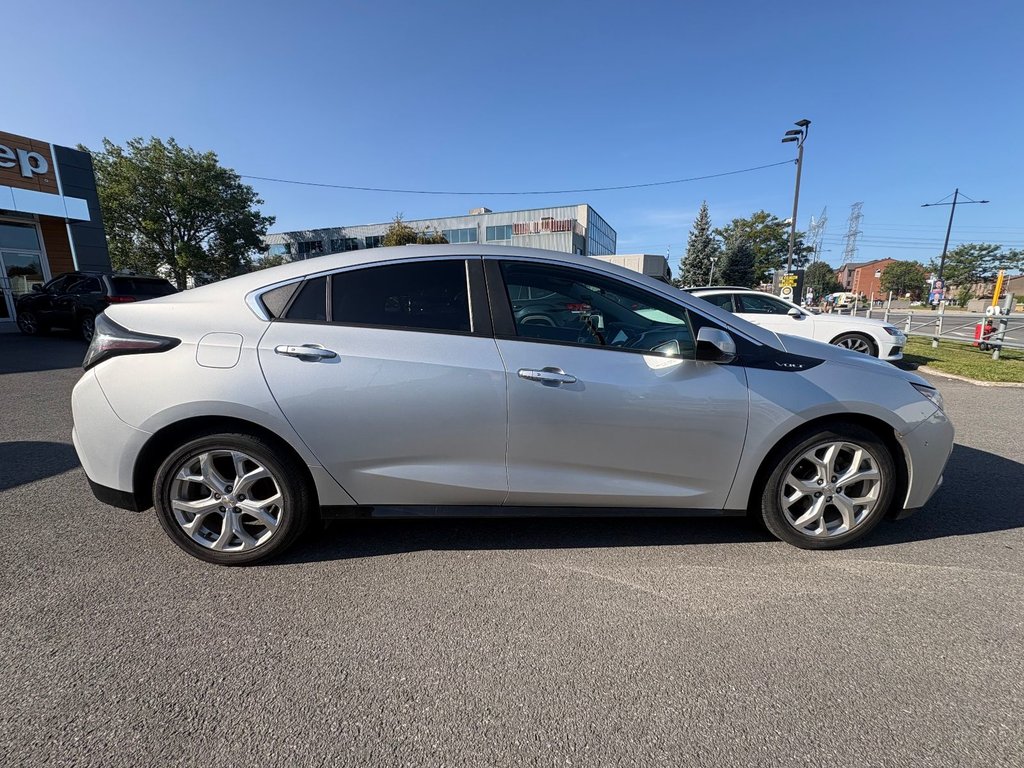 Chevrolet Volt Premier 2016 à Pointe-Aux-Trembles, Québec - 9 - w1024h768px