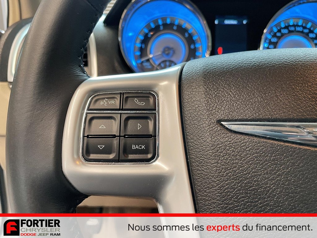 Chrysler 300 TOURING + BAS KILOMETRAGE + BLUETOOTH 2014 à Pointe-Aux-Trembles, Québec - 23 - w1024h768px