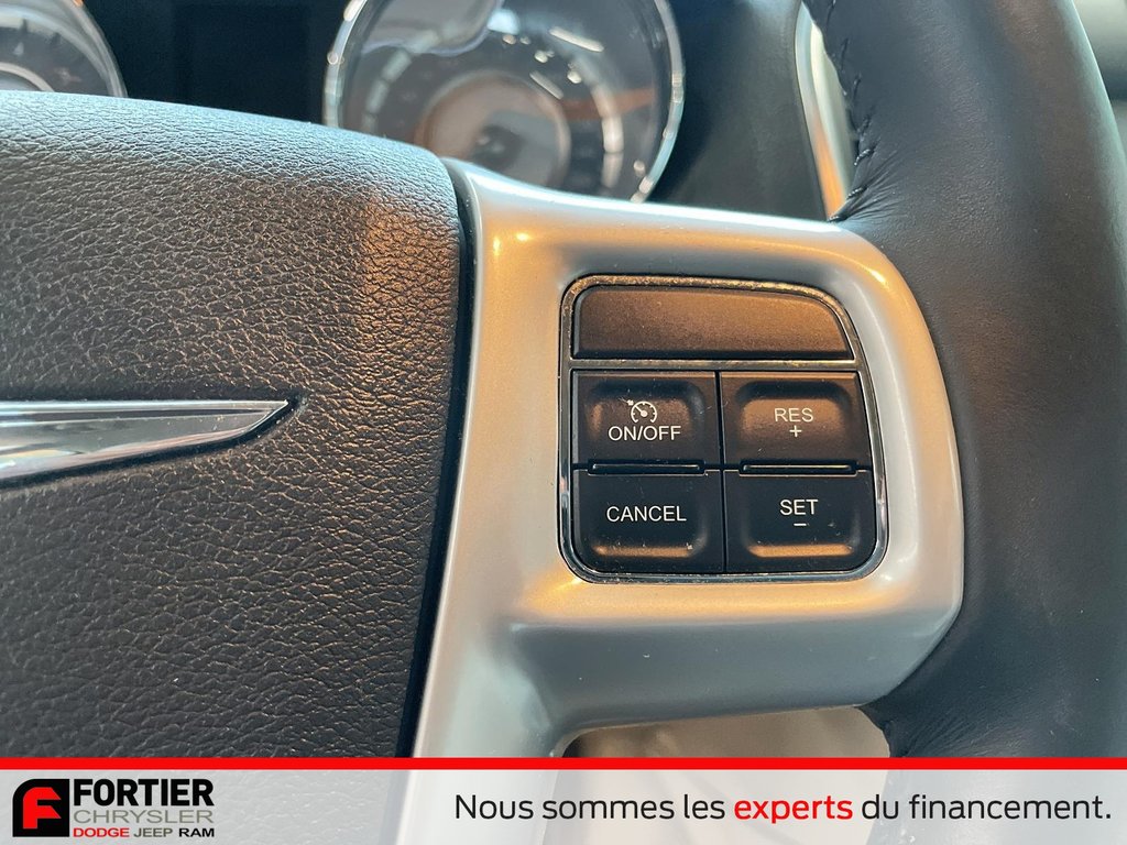 Chrysler 300 TOURING + BAS KILOMETRAGE + BLUETOOTH 2014 à Pointe-Aux-Trembles, Québec - 24 - w1024h768px