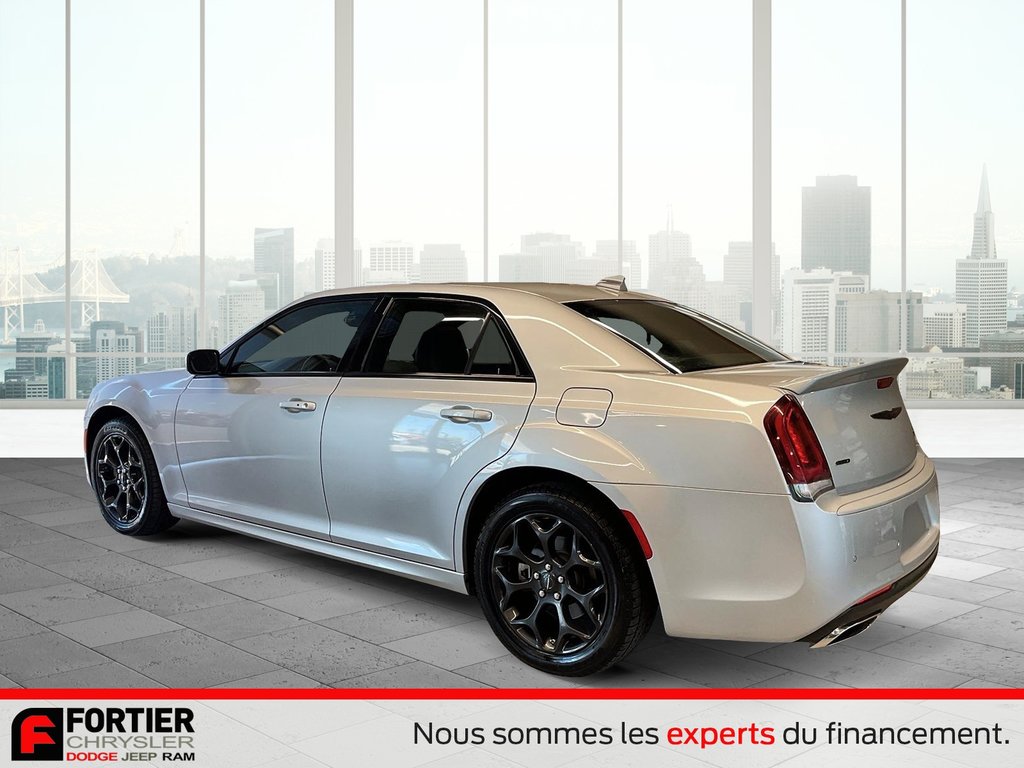 Chrysler 300 300S + AWD + CUIR 2022 à Pointe-Aux-Trembles, Québec - 4 - w1024h768px