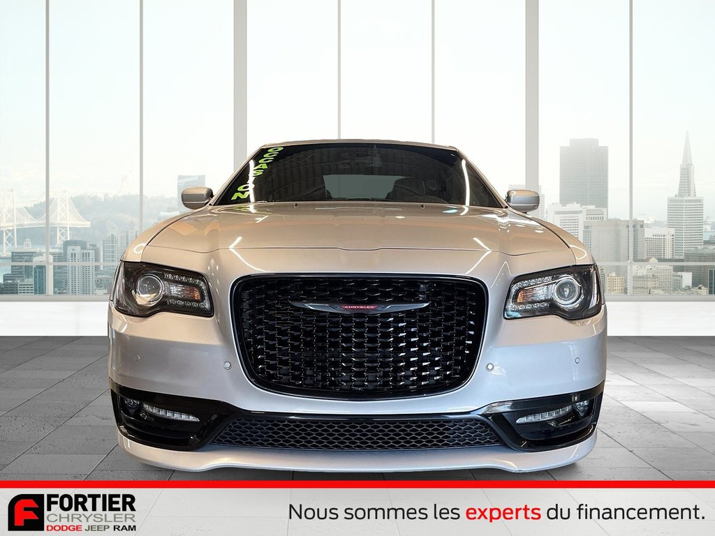 Chrysler 300 300S + AWD + CUIR 2022 à Pointe-Aux-Trembles, Québec - 2 - w1024h768px