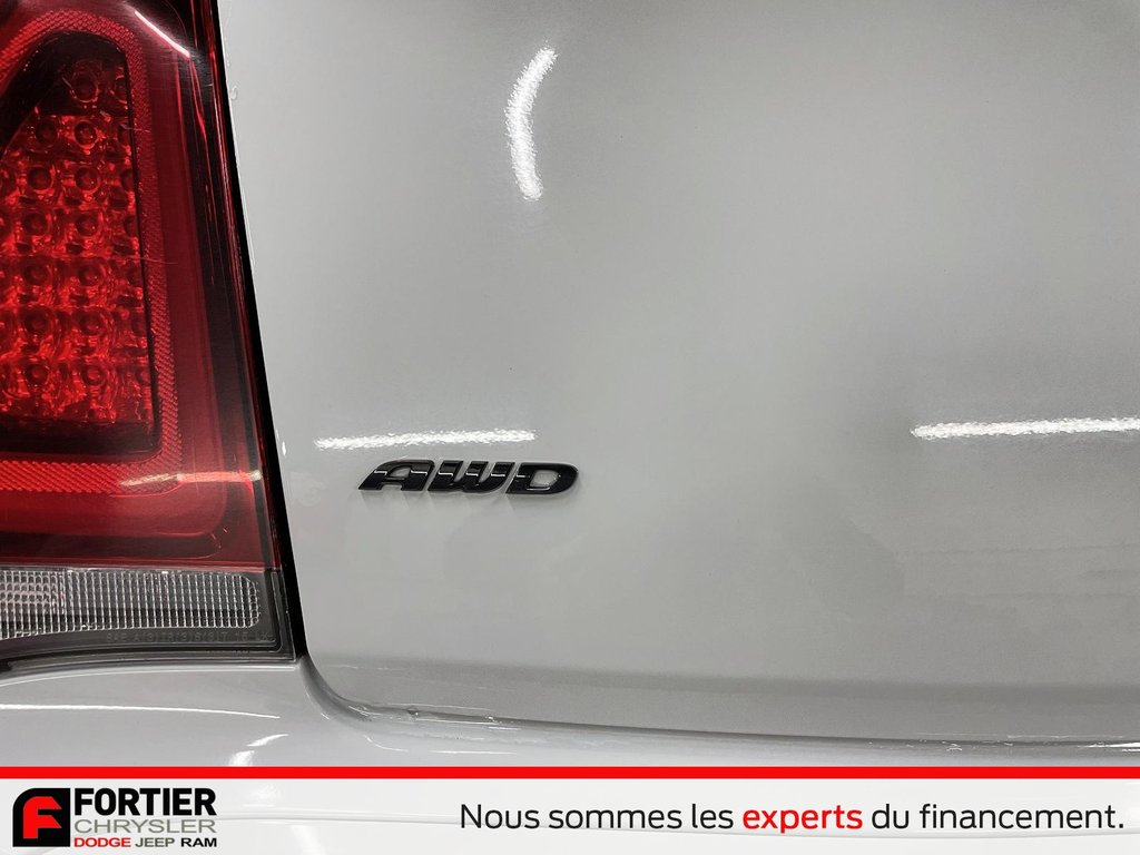 Chrysler 300 300S + AWD + TOIT OUVRANT + CUIR 2023 à Pointe-Aux-Trembles, Québec - 4 - w1024h768px