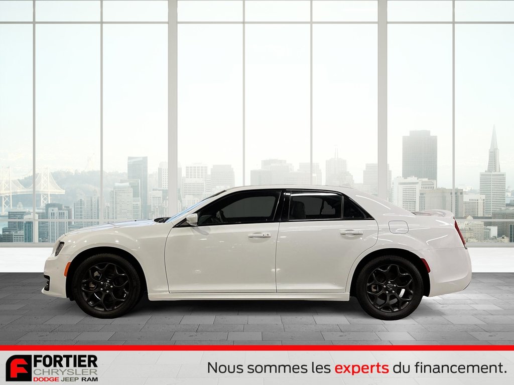 Chrysler 300 300S + AWD + TOIT OUVRANT + CUIR 2023 à Pointe-Aux-Trembles, Québec - 7 - w1024h768px