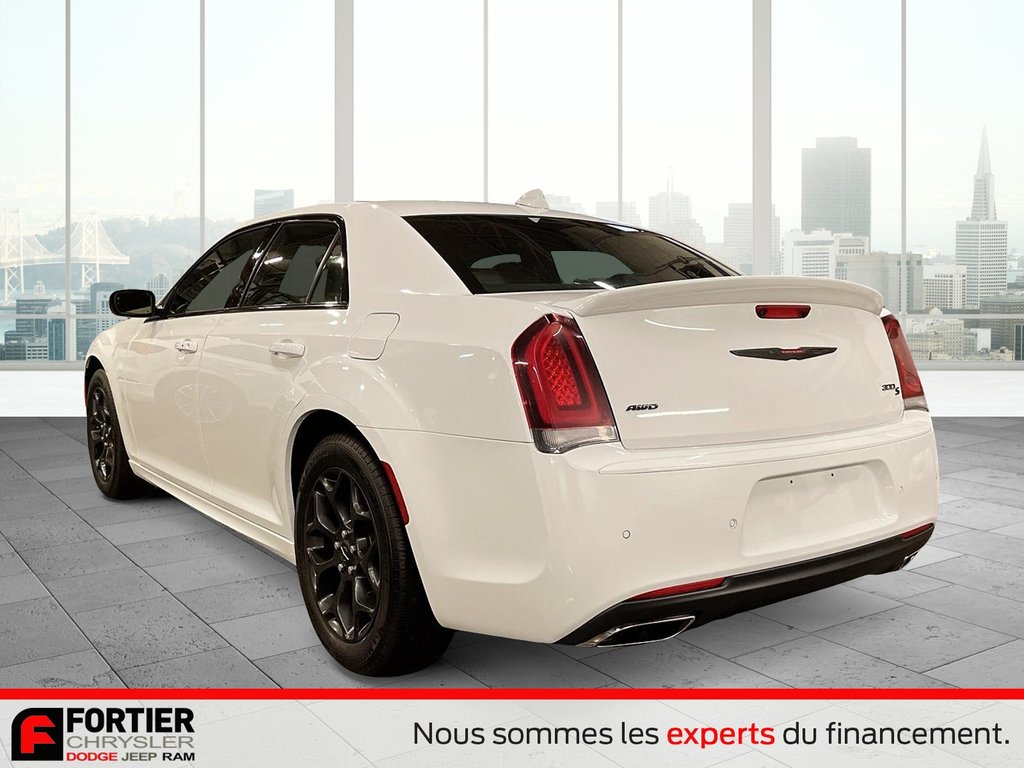 Chrysler 300 300S + AWD + TOIT OUVRANT + CUIR 2023 à Pointe-Aux-Trembles, Québec - 5 - w1024h768px