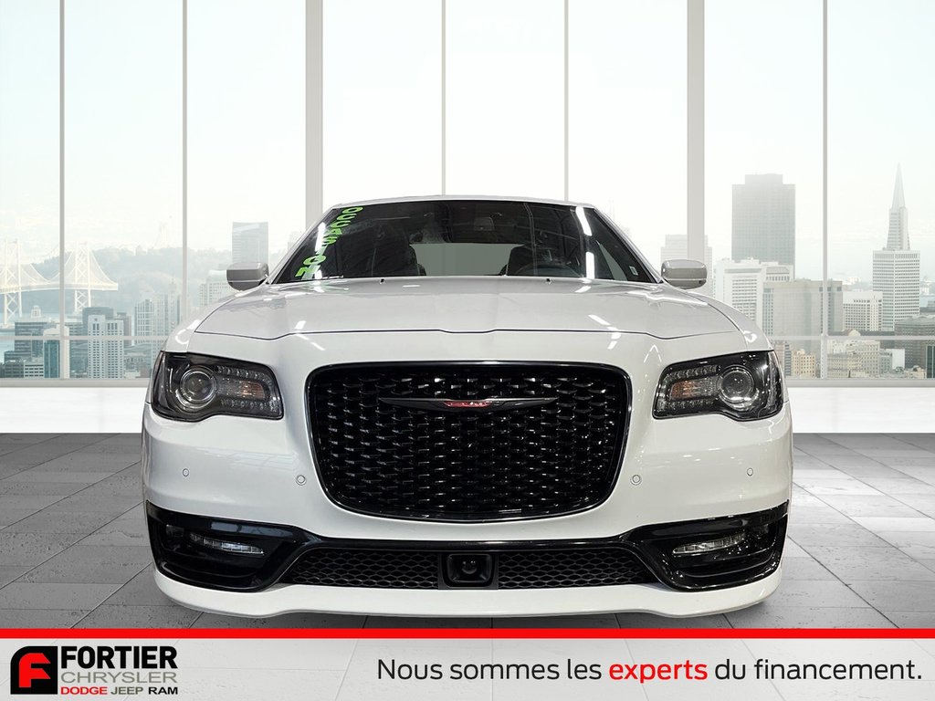 Chrysler 300 300S + AWD + TOIT OUVRANT + CUIR 2023 à Pointe-Aux-Trembles, Québec - 2 - w1024h768px