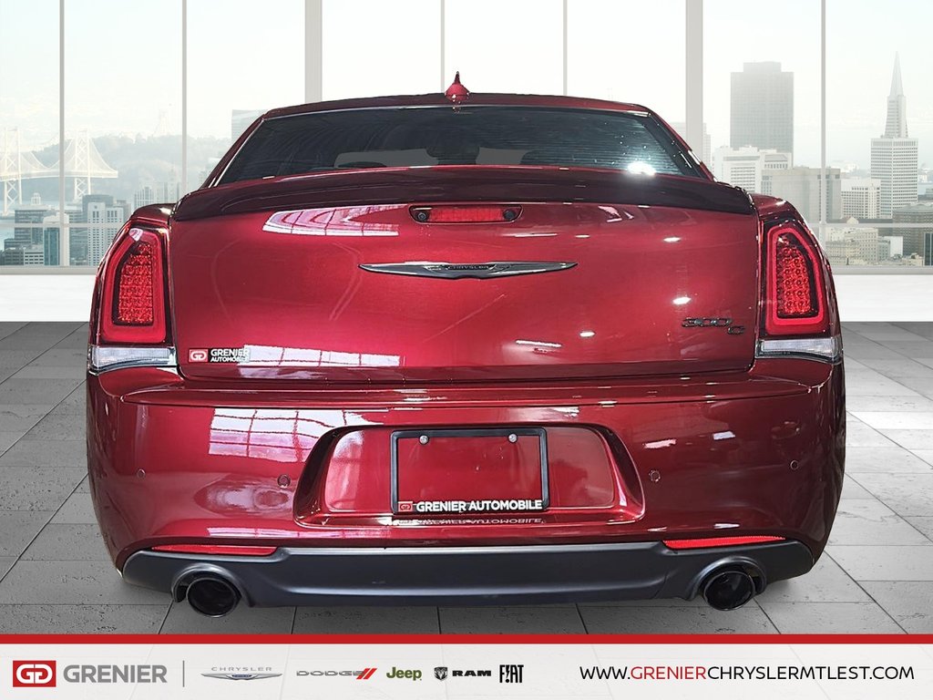 Chrysler 300 300C + RWD + V8 SRT HEMI 6.4L + TOIT OUVRANT PANO 2023 à Pointe-Aux-Trembles, Québec - 3 - w1024h768px