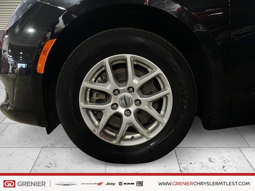 Chrysler Grand Caravan SXT + STOW N GO + LECTEUR DVD 2021 à Pointe-Aux-Trembles, Québec - 6 - w1024h768px
