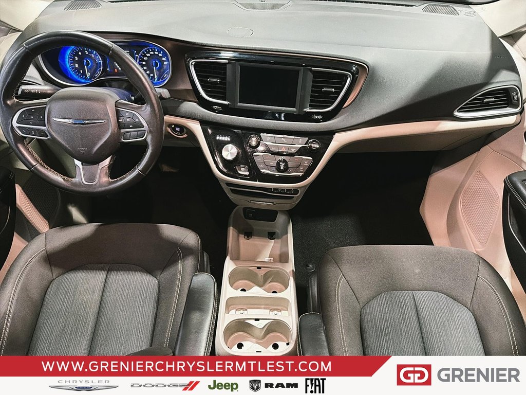 Chrysler Grand Caravan SXT + 7 PASSAGERS + CARPLAY 2021 à Pointe-Aux-Trembles, Québec - 8 - w1024h768px