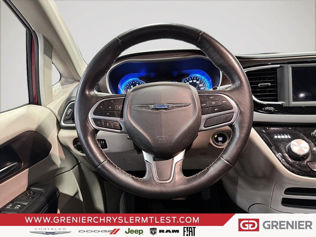 Chrysler Grand Caravan SXT + 7 PASSAGERS + CARPLAY 2021 à Pointe-Aux-Trembles, Québec - 10 - w1024h768px