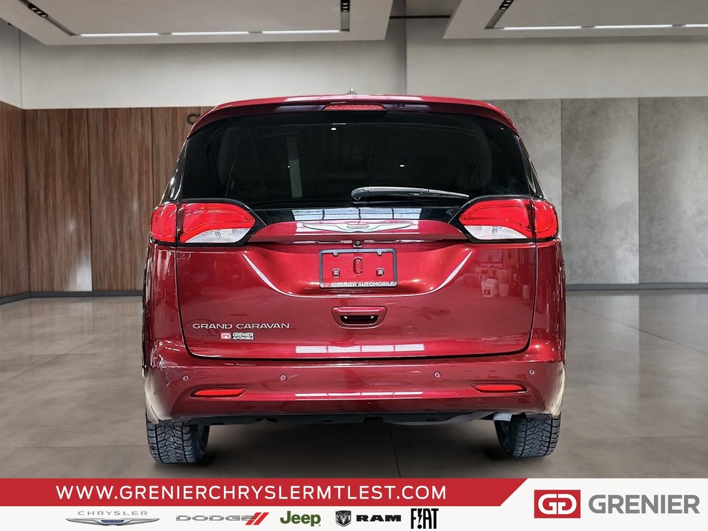 Chrysler Grand Caravan SXT + 7 PASSAGERS + CARPLAY 2021 à Pointe-Aux-Trembles, Québec - 3 - w1024h768px