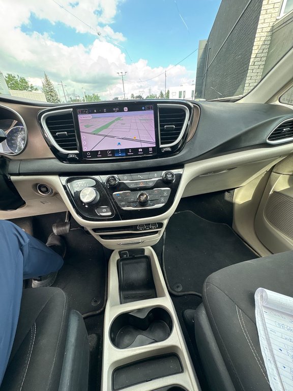 Chrysler Grand Caravan SXT 2022 à Pointe-Aux-Trembles, Québec - 8 - w1024h768px
