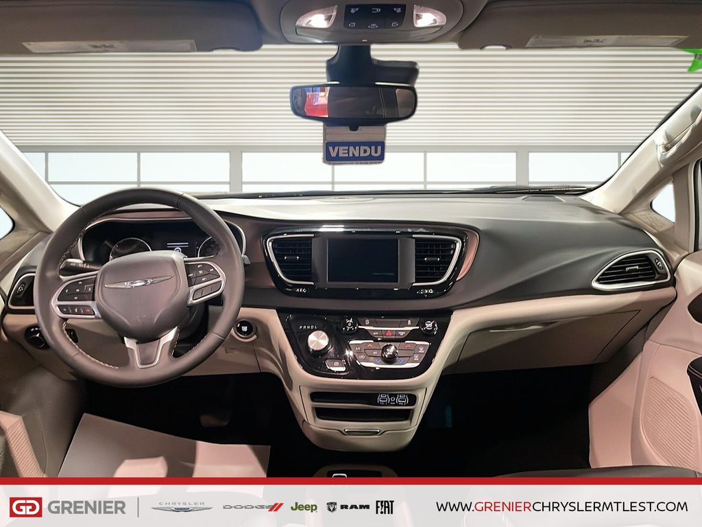 2023 Chrysler Grand Caravan SXT + DEMARREUR + CARPLAY in Pointe-Aux-Trembles, Quebec - 7 - w1024h768px