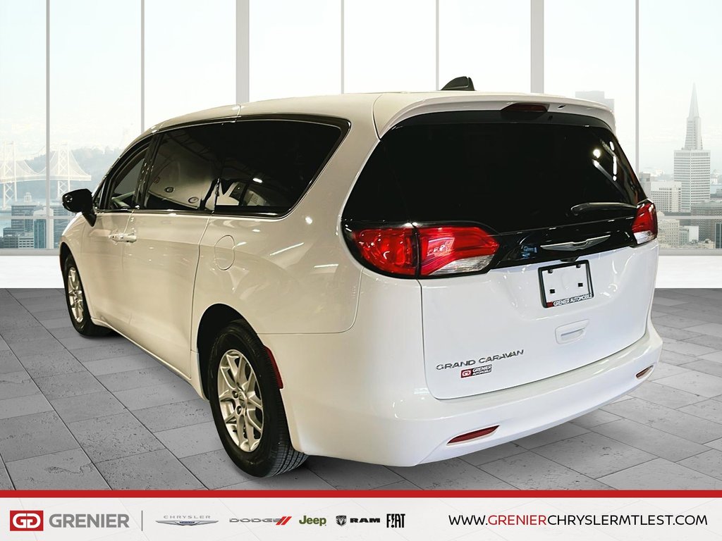 2023 Chrysler Grand Caravan SXT + DEMARREUR + CARPLAY in Pointe-Aux-Trembles, Quebec - 3 - w1024h768px