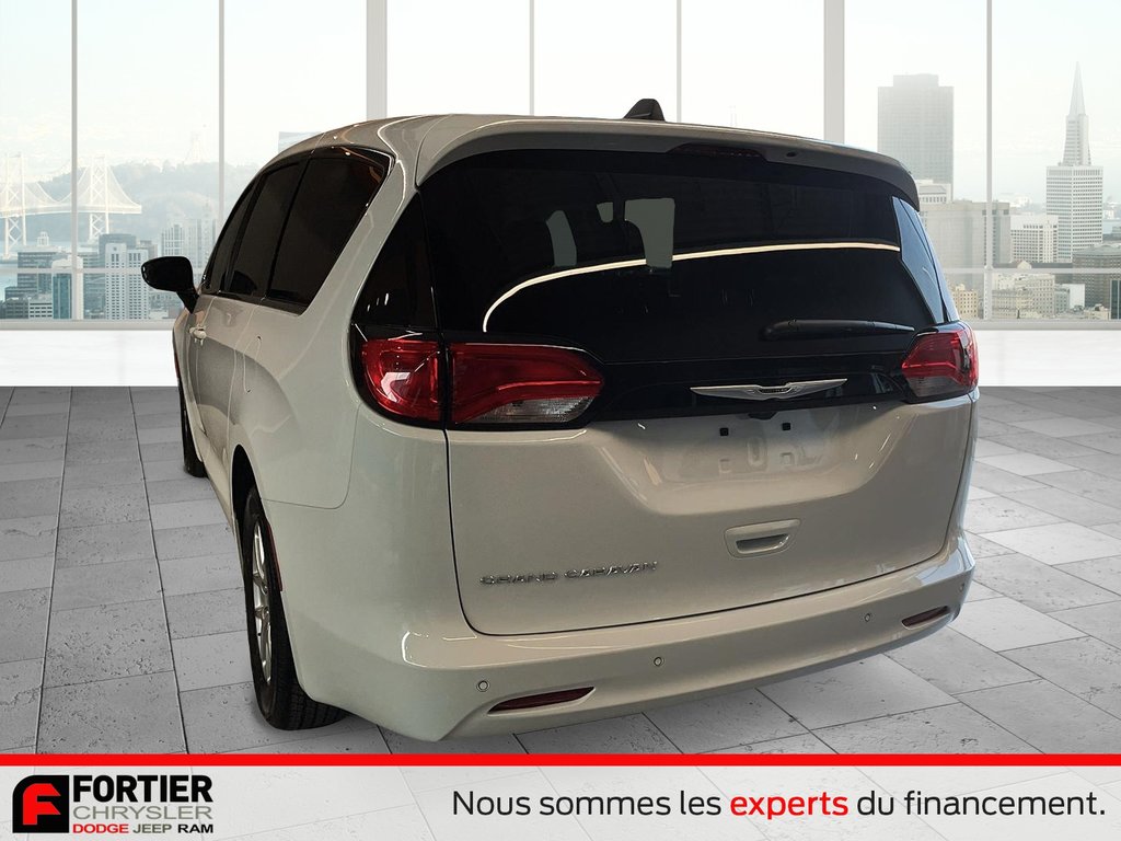 Chrysler Grand Caravan SXT 2024 à Pointe-Aux-Trembles, Québec - 11 - w1024h768px