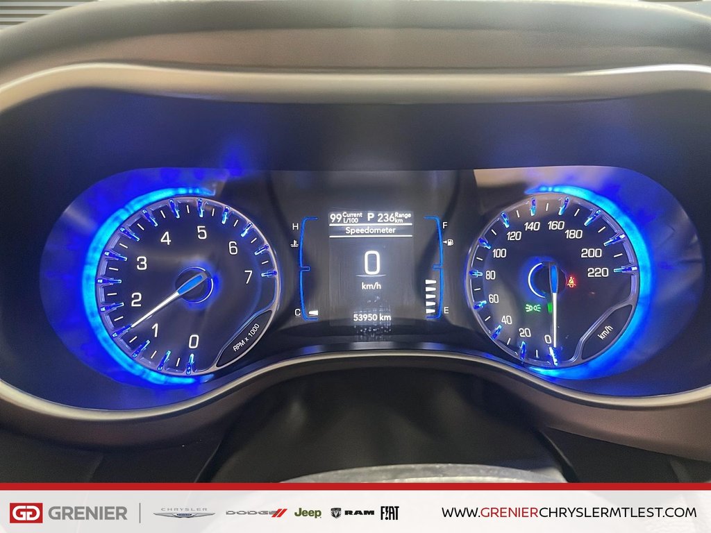 Chrysler Grand Caravan SXT + STOW N GO + CARPLAY 2024 à Pointe-Aux-Trembles, Québec - 10 - w1024h768px