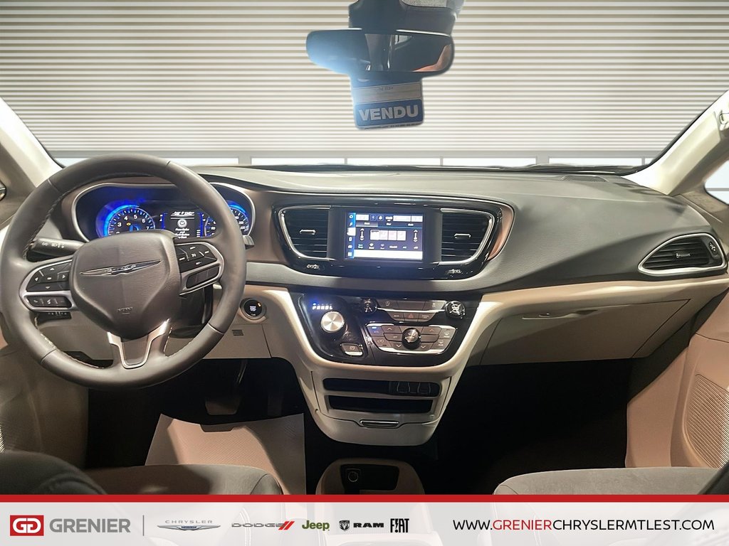 Chrysler Grand Caravan SXT + STOW N GO + CARPLAY 2024 à Pointe-Aux-Trembles, Québec - 8 - w1024h768px