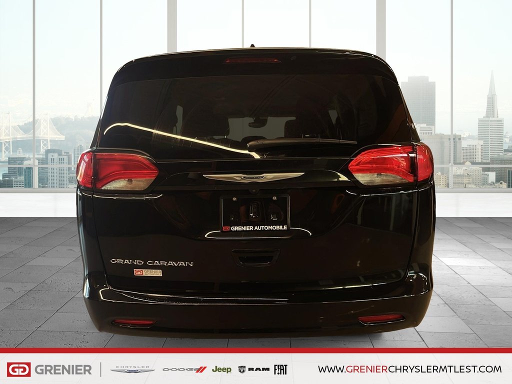 Chrysler Grand Caravan SXT + STOW N GO 3E RANGEE + 2024 à Pointe-Aux-Trembles, Québec - 3 - w1024h768px