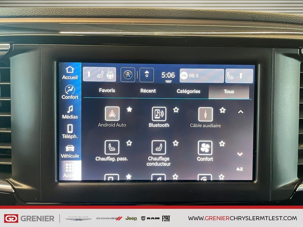 Chrysler Grand Caravan SXT + STOW N GO 3E RANGEE + 2024 à Pointe-Aux-Trembles, Québec - 16 - w1024h768px