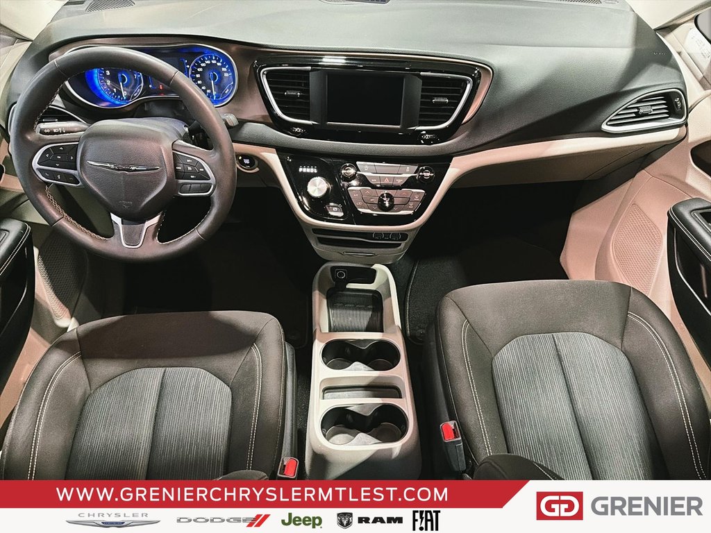 Chrysler Grand Caravan SXT + 7 PASSAGERS 2024 à Pointe-Aux-Trembles, Québec - 7 - w1024h768px