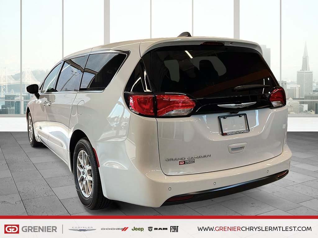 Chrysler Grand Caravan SXT 2026 à Pointe-Aux-Trembles, Québec - 4 - w1024h768px