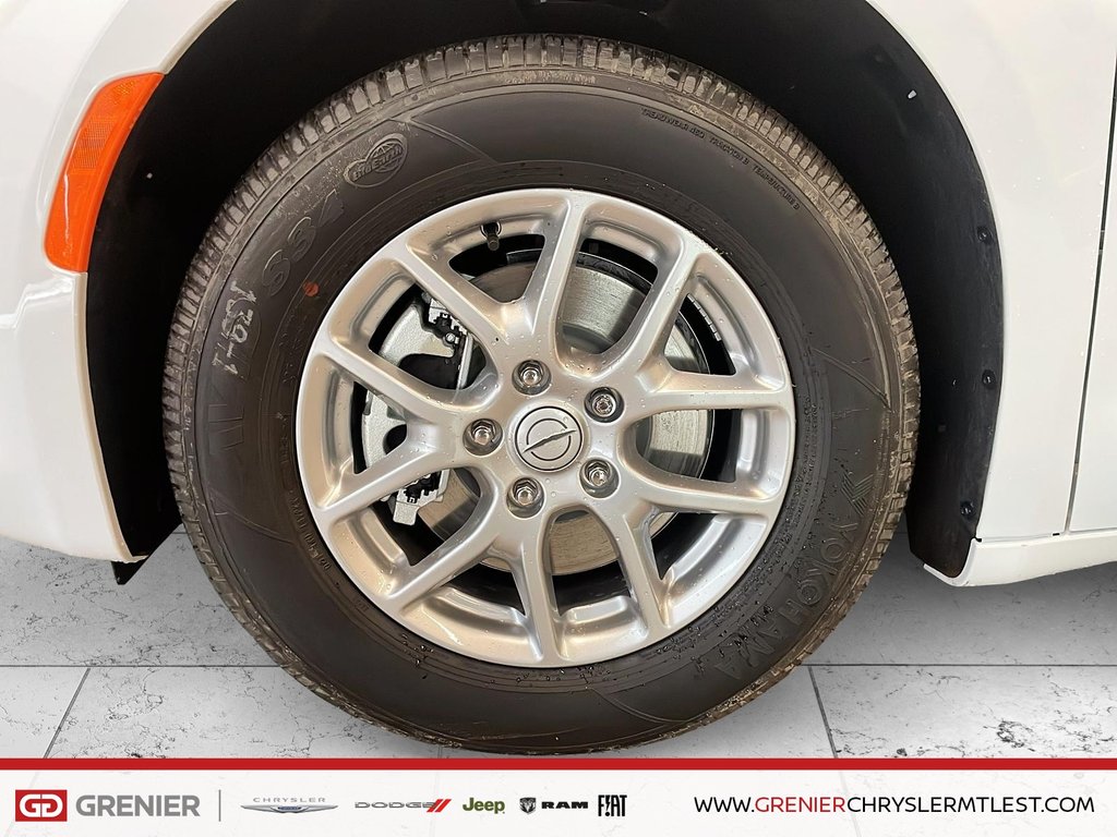 Chrysler Grand Caravan SXT 2026 à Pointe-Aux-Trembles, Québec - 6 - w1024h768px