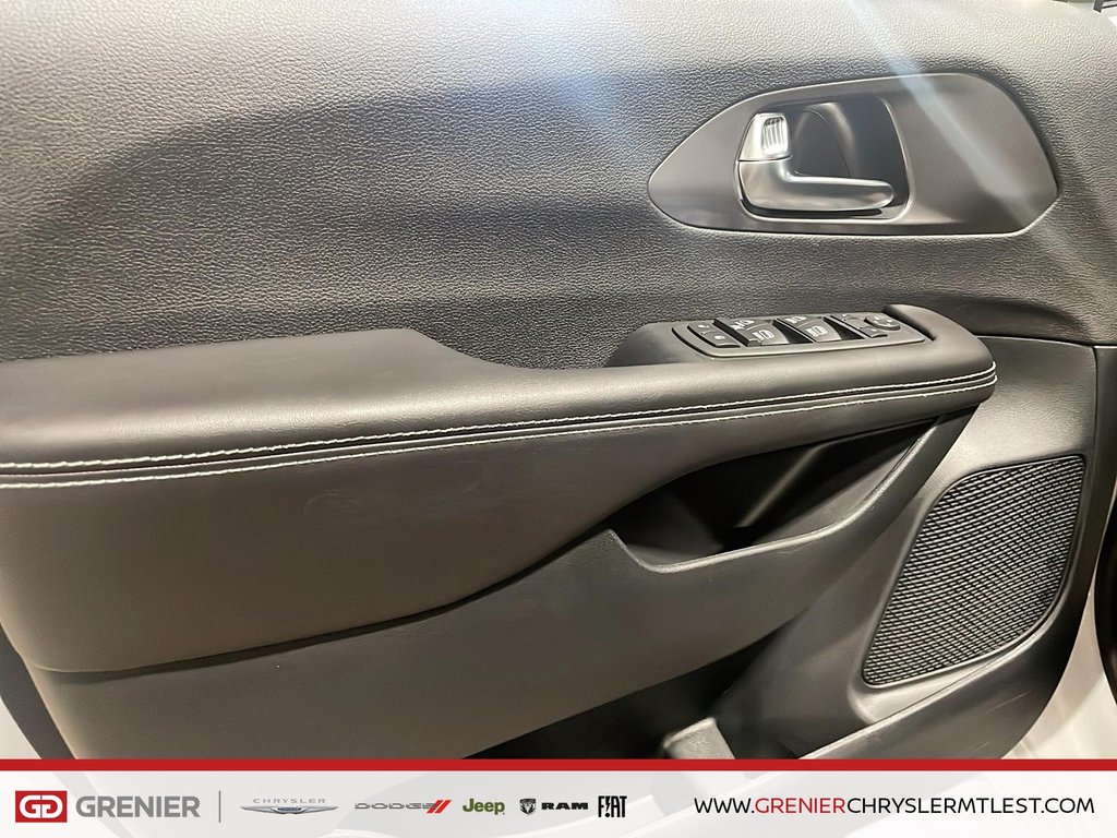 2026 Chrysler Grand Caravan SXT in Pointe-Aux-Trembles, Quebec - 9 - w1024h768px