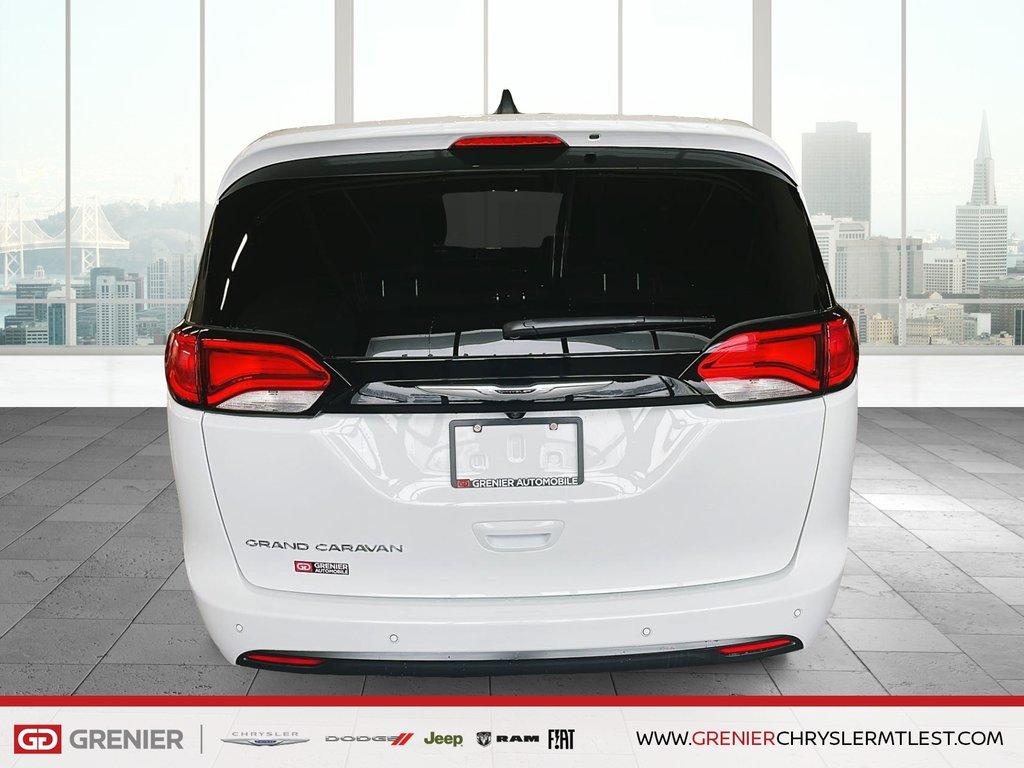 Chrysler Grand Caravan SXT 2026 à Pointe-Aux-Trembles, Québec - 3 - w1024h768px