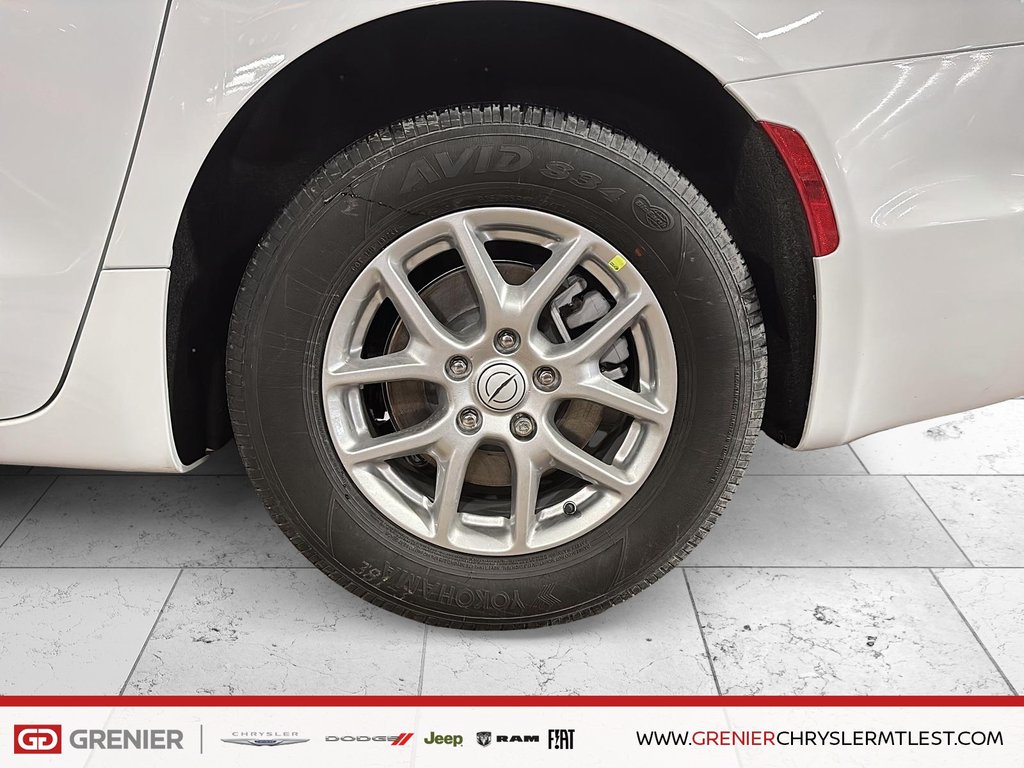 Chrysler Grand Caravan SXT 2026 à Pointe-Aux-Trembles, Québec - 5 - w1024h768px
