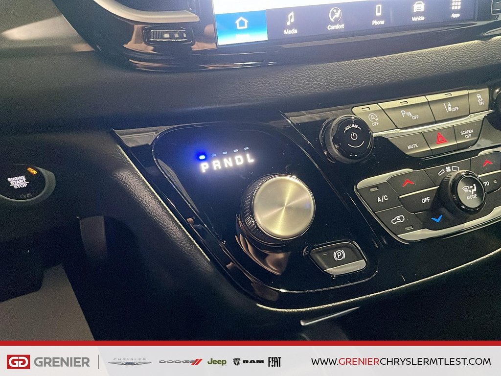 Chrysler Grand Caravan SXT 2026 à Pointe-Aux-Trembles, Québec - 11 - w1024h768px