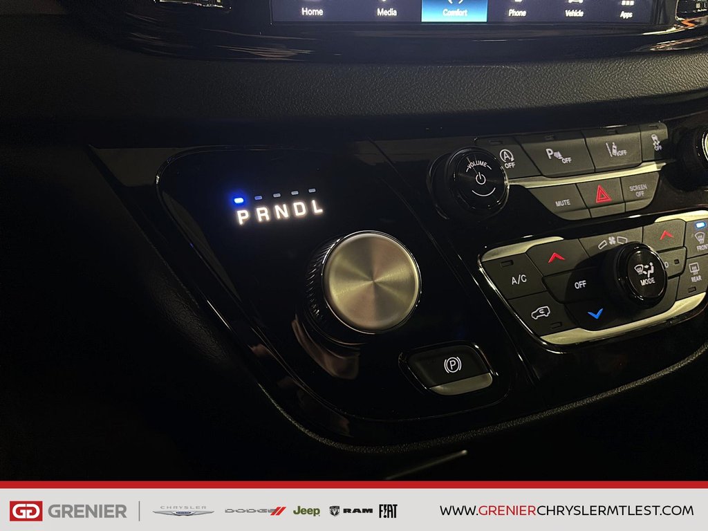 Chrysler Grand Caravan SXT 2026 à Pointe-Aux-Trembles, Québec - 10 - w1024h768px