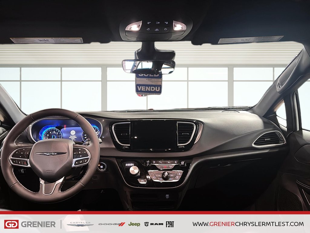 Chrysler Grand Caravan SXT 2026 à Pointe-Aux-Trembles, Québec - 7 - w1024h768px