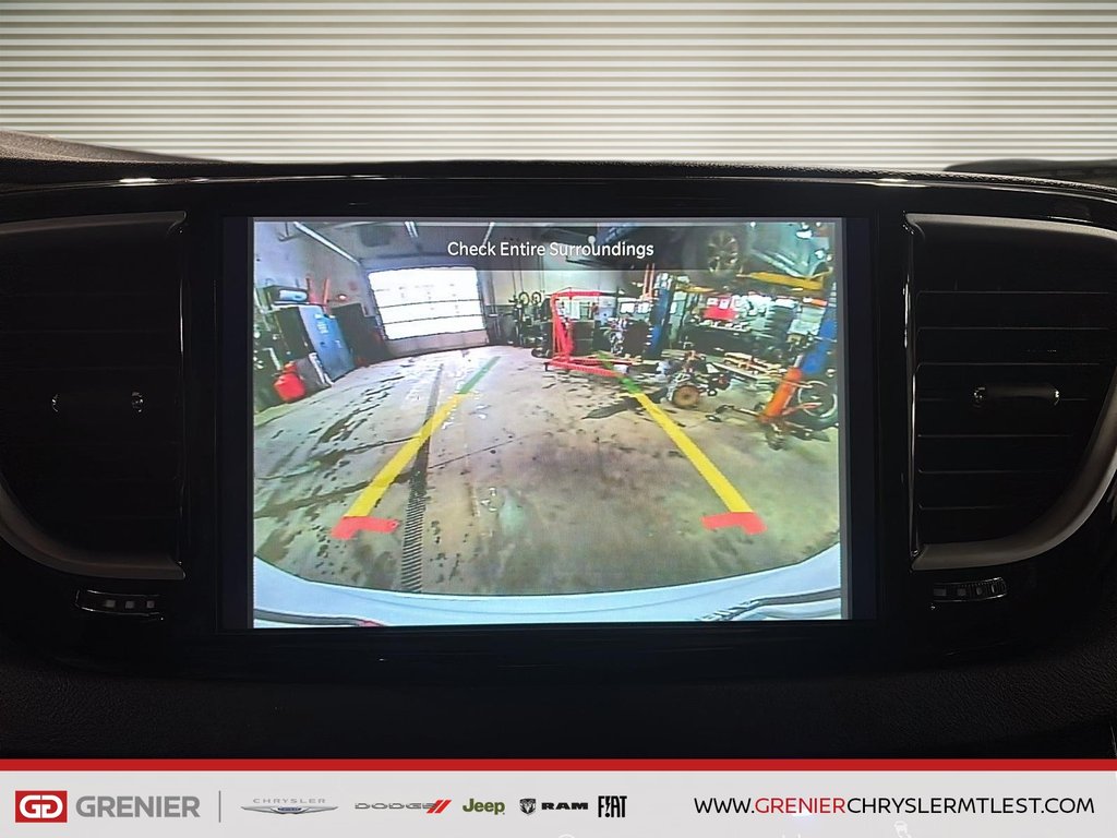 Chrysler Grand Caravan SXT 2026 à Pointe-Aux-Trembles, Québec - 13 - w1024h768px