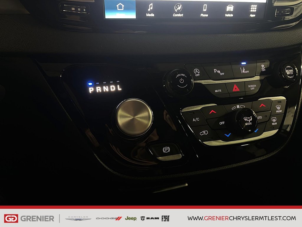 Chrysler Grand Caravan SXT 2026 à Pointe-Aux-Trembles, Québec - 12 - w1024h768px