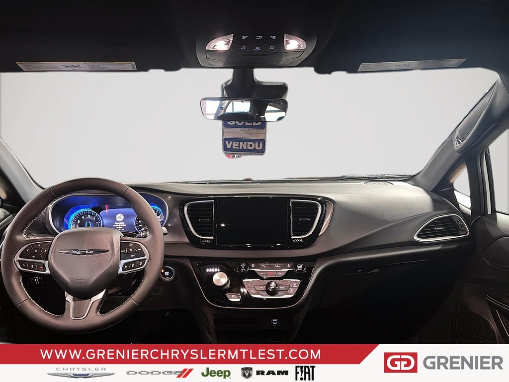 2026 Chrysler Grand Caravan SXT in Pointe-Aux-Trembles, Quebec - 7 - w1024h768px