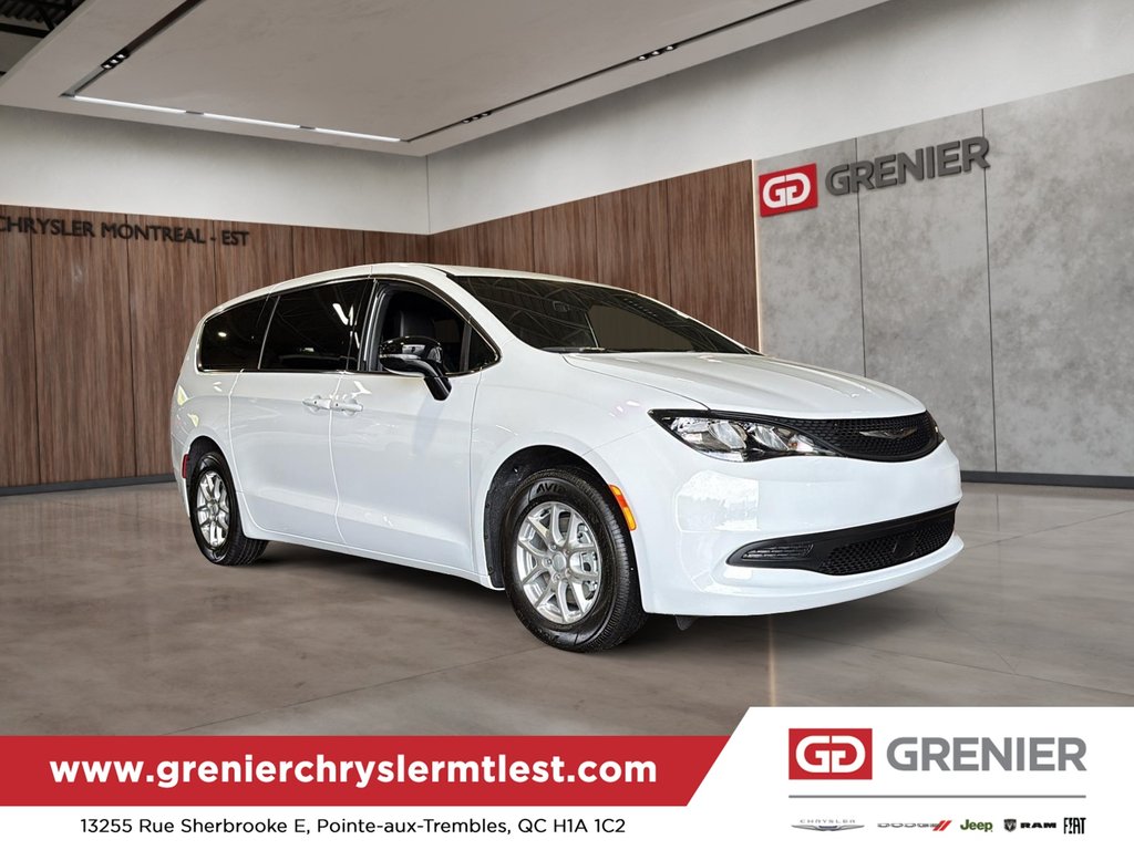 2027 Chrysler Grand Caravan SXT in Pointe-Aux-Trembles, Quebec - 6 - w1024h768px