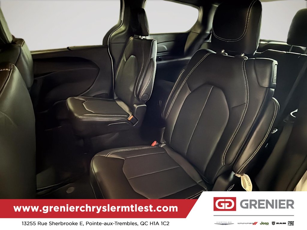 2027 Chrysler Grand Caravan SXT in Pointe-Aux-Trembles, Quebec - 9 - w1024h768px