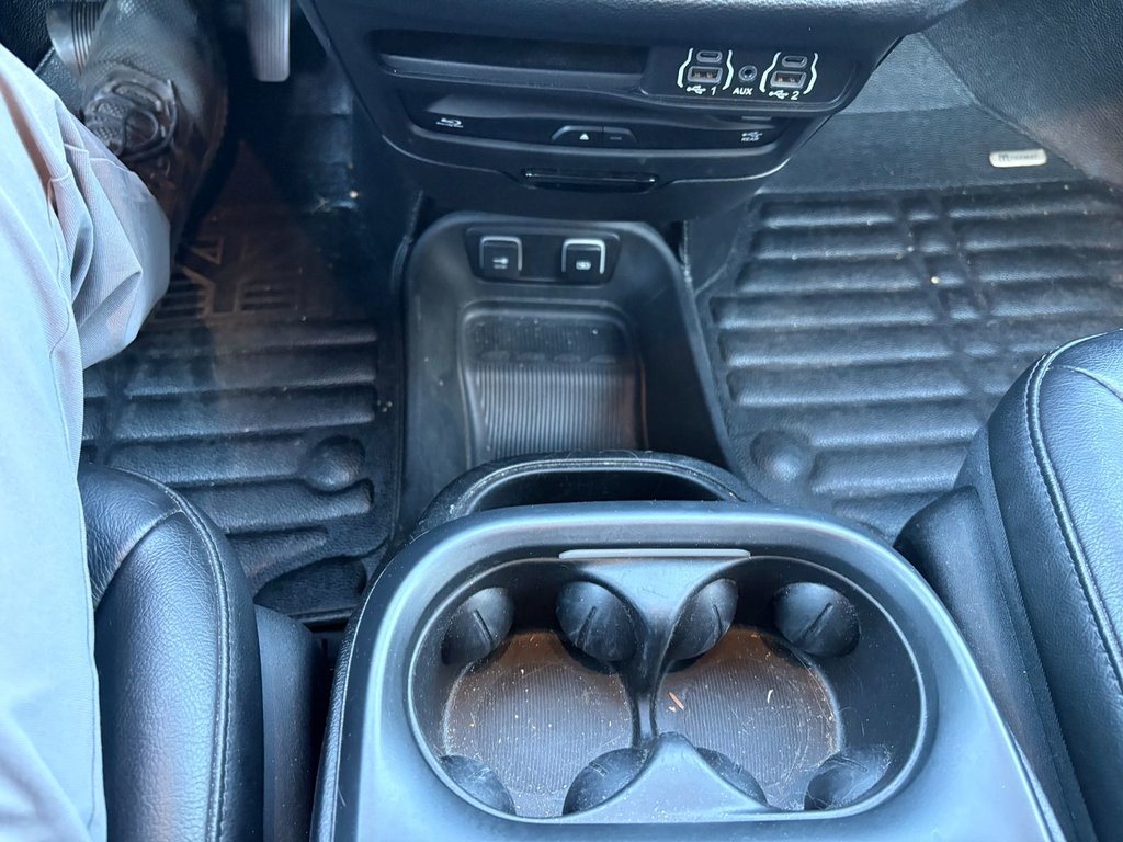 2021 Chrysler Pacifica Hybrid Touring L Plus in Pointe-Aux-Trembles, Quebec - 21 - w1024h768px
