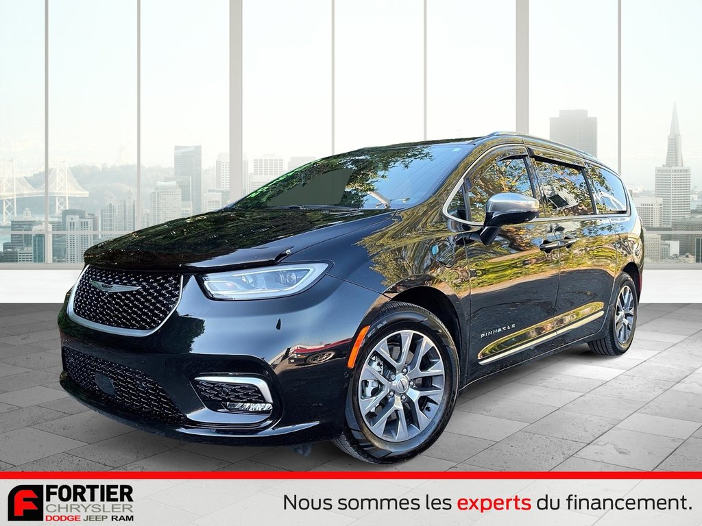 Chrysler Pacifica Hybrid PINNACLE + CUIR + TOIT OUVRANT PANO 2023 à Pointe-Aux-Trembles, Québec - 1 - w1024h768px