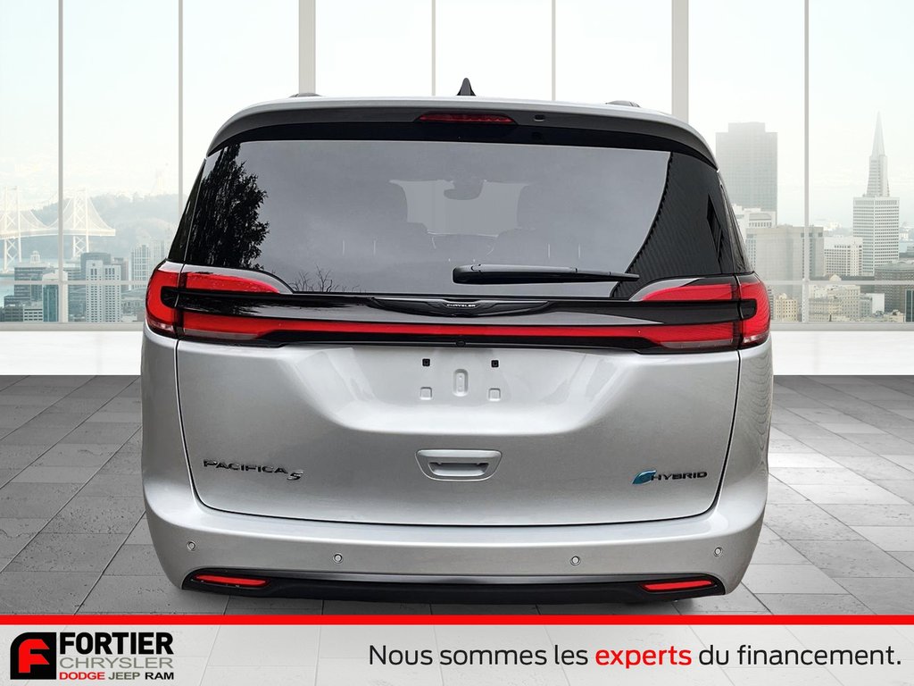 2024 Chrysler Pacifica Hybrid PREMIUM S APPEARANCE in Pointe-Aux-Trembles, Quebec - 5 - w1024h768px