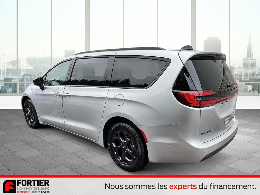 2024 Chrysler Pacifica Hybrid PREMIUM S APPEARANCE in Pointe-Aux-Trembles, Quebec - 7 - w1024h768px