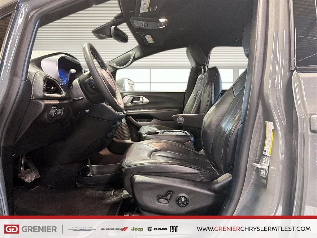2022 Chrysler Pacifica TOURING L + T/A + ALLURE S + CUIR in Pointe-Aux-Trembles, Quebec - 7 - w1024h768px