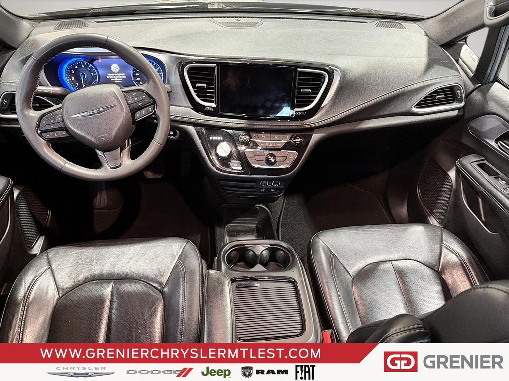 2022 Chrysler Pacifica TOURING L + T/A + ALLURE S + CUIR in Pointe-Aux-Trembles, Quebec - 8 - w1024h768px