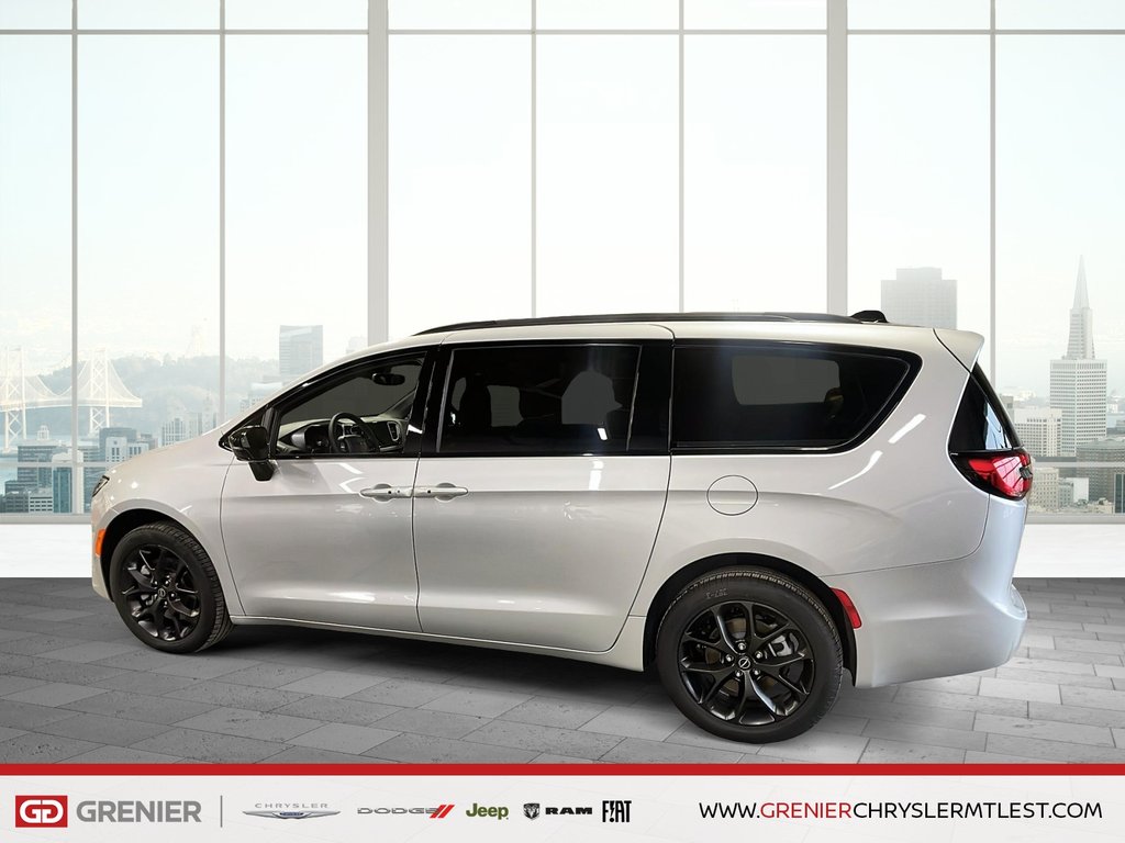 2026 Chrysler Pacifica LIMITED AWD in Pointe-Aux-Trembles, Quebec - 6 - w1024h768px