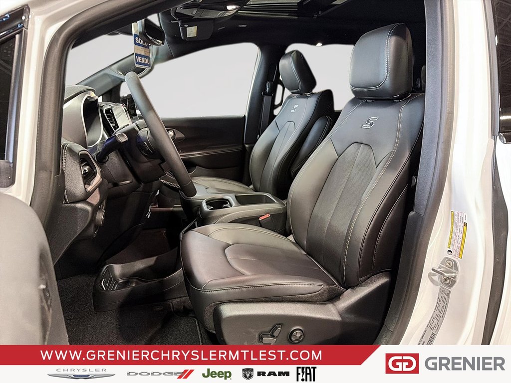 2026 Chrysler Pacifica SELECT AWD in Pointe-Aux-Trembles, Quebec - 7 - w1024h768px