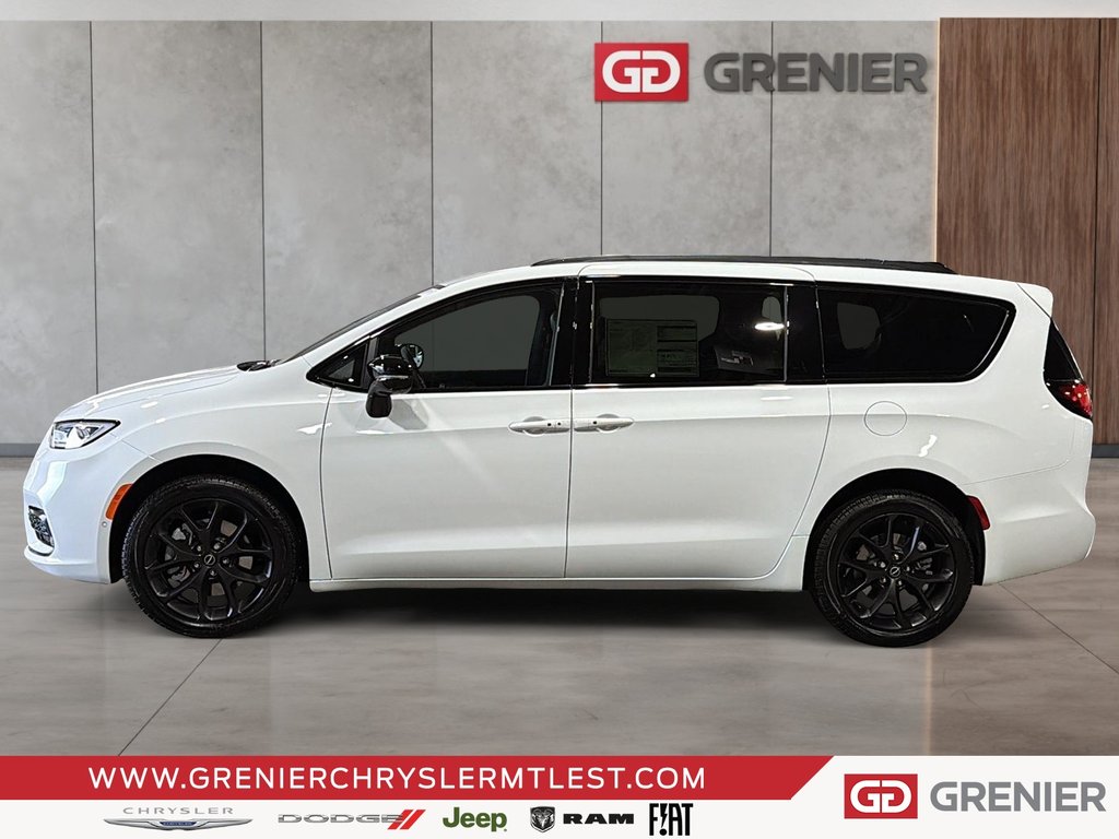 2026 Chrysler Pacifica SELECT AWD in Pointe-Aux-Trembles, Quebec - 5 - w1024h768px