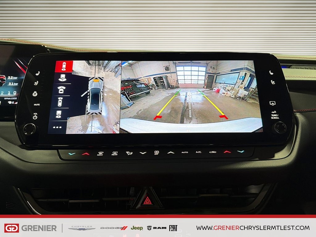 2026 Dodge Charger 2-Doors R/T PLUS in Pointe-Aux-Trembles, Quebec - 13 - w1024h768px