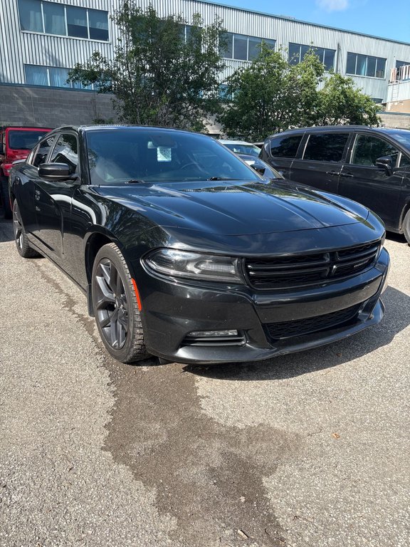 2021 Dodge Charger SXT BLACKTOP in Pointe-Aux-Trembles, Quebec - 3 - w1024h768px