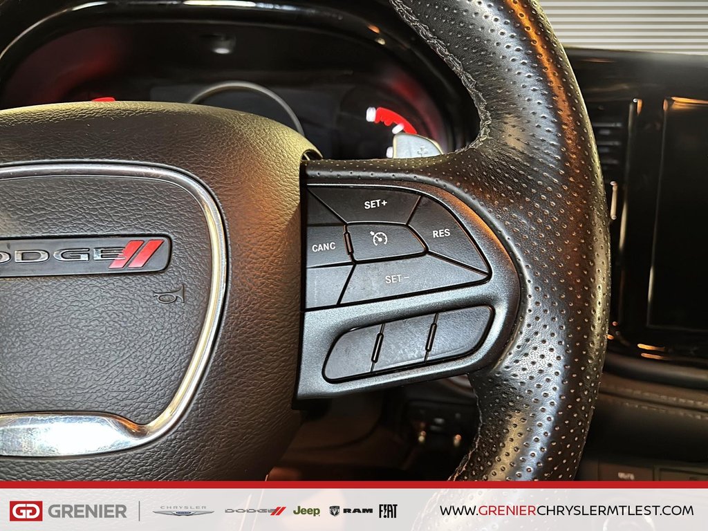 2022 Dodge Durango GT + AWD + BLACKTOP + V6 3.6L in Pointe-Aux-Trembles, Quebec - 10 - w1024h768px